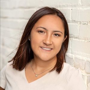 Meet your Posher, Abby